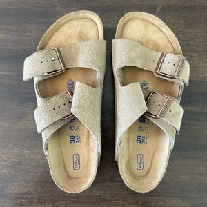 Birkenstocks - Arizona Style - Like New